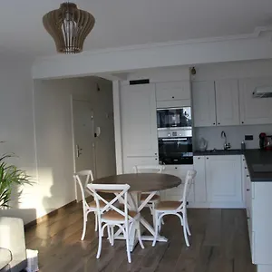 Apartment Royal, Ostende